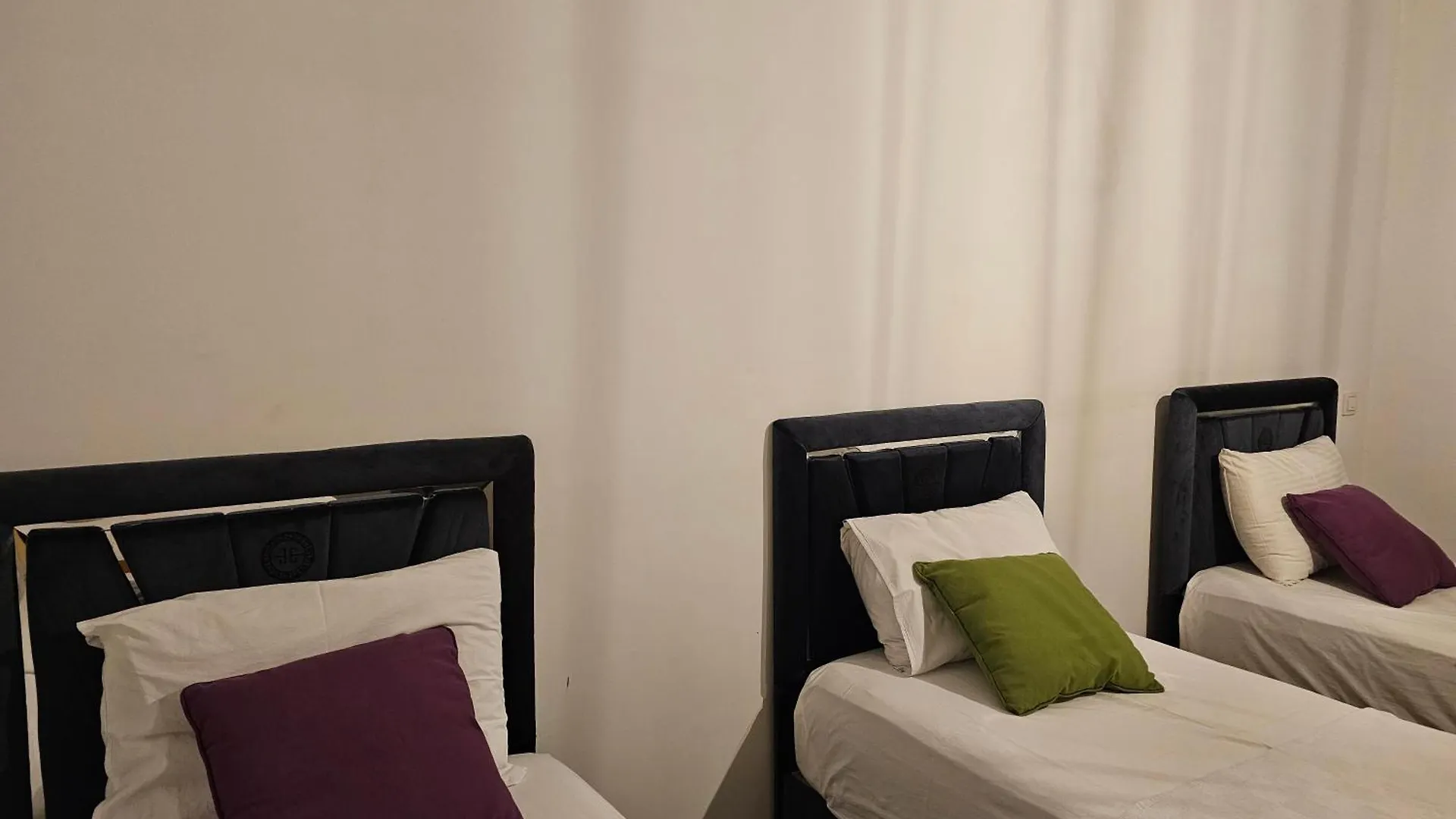 Taksim Perfect Residence, 3 Bedrooms, Pool, Sauna, Gym Κωνσταντινούπολη Διαμέρισμα
