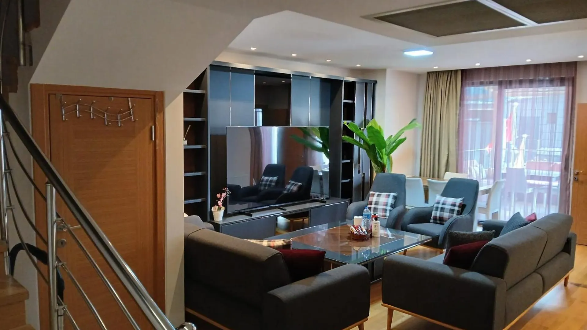 Taksim Perfect Residence, 3 Bedrooms, Pool, Sauna, Gym Κωνσταντινούπολη Τουρκία